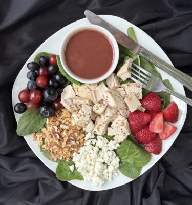 Salads & Bowls: Red, White and Blue Salad w/Lemon Vinaigrette (GF/Vegetarian Option)